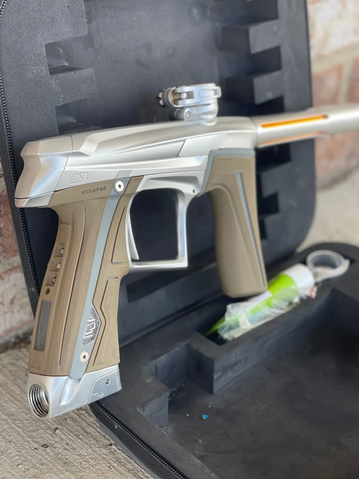 Used Planet Eclipse Cs1 Paintball Gun - Silver W/ Gloss Silver Infamous Og-1 Barrel 1