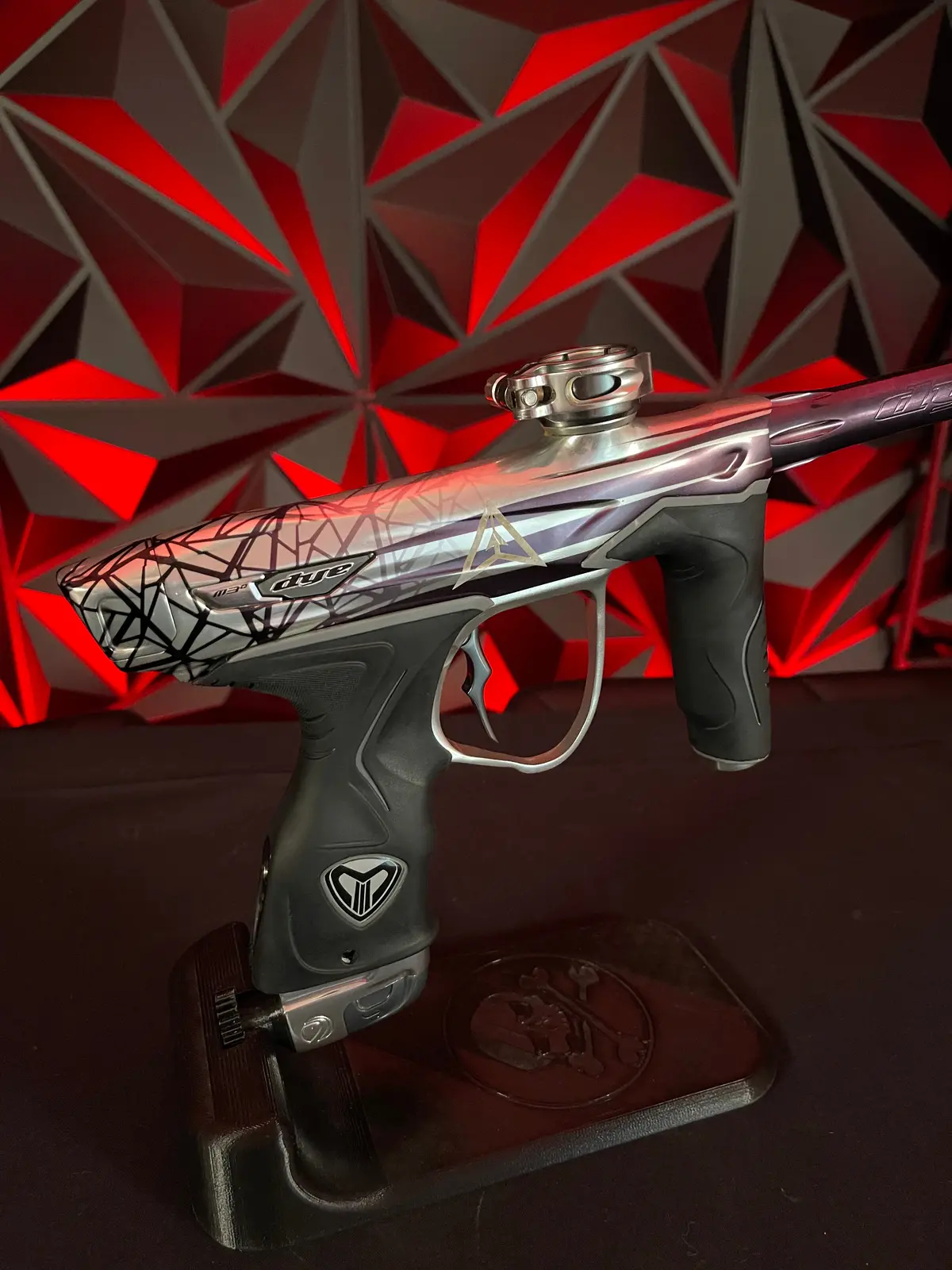 Used Dye M3+ Paintball Marker - Columbus Lvl Up Edition W/Mosair Charging Pad 1