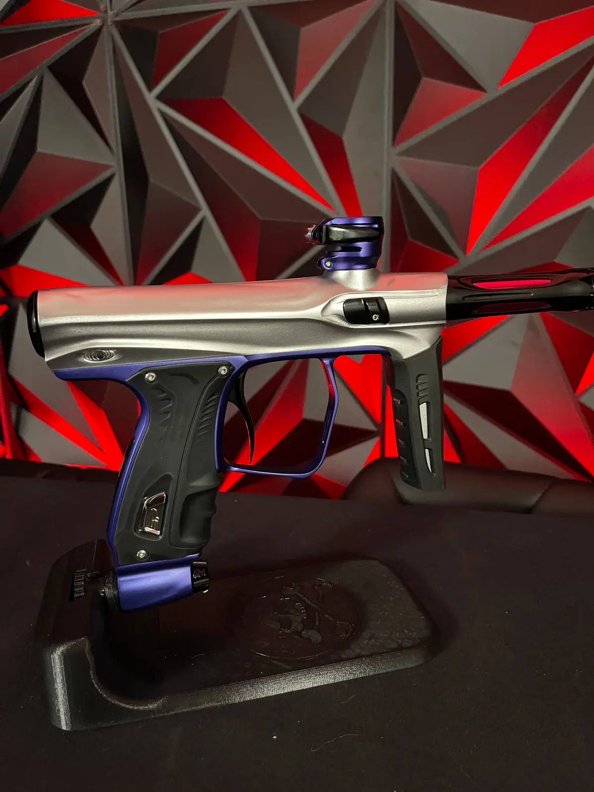Used Shocker Xls Paintball Gun - Silver/Purple W/ Cvo Frame 1