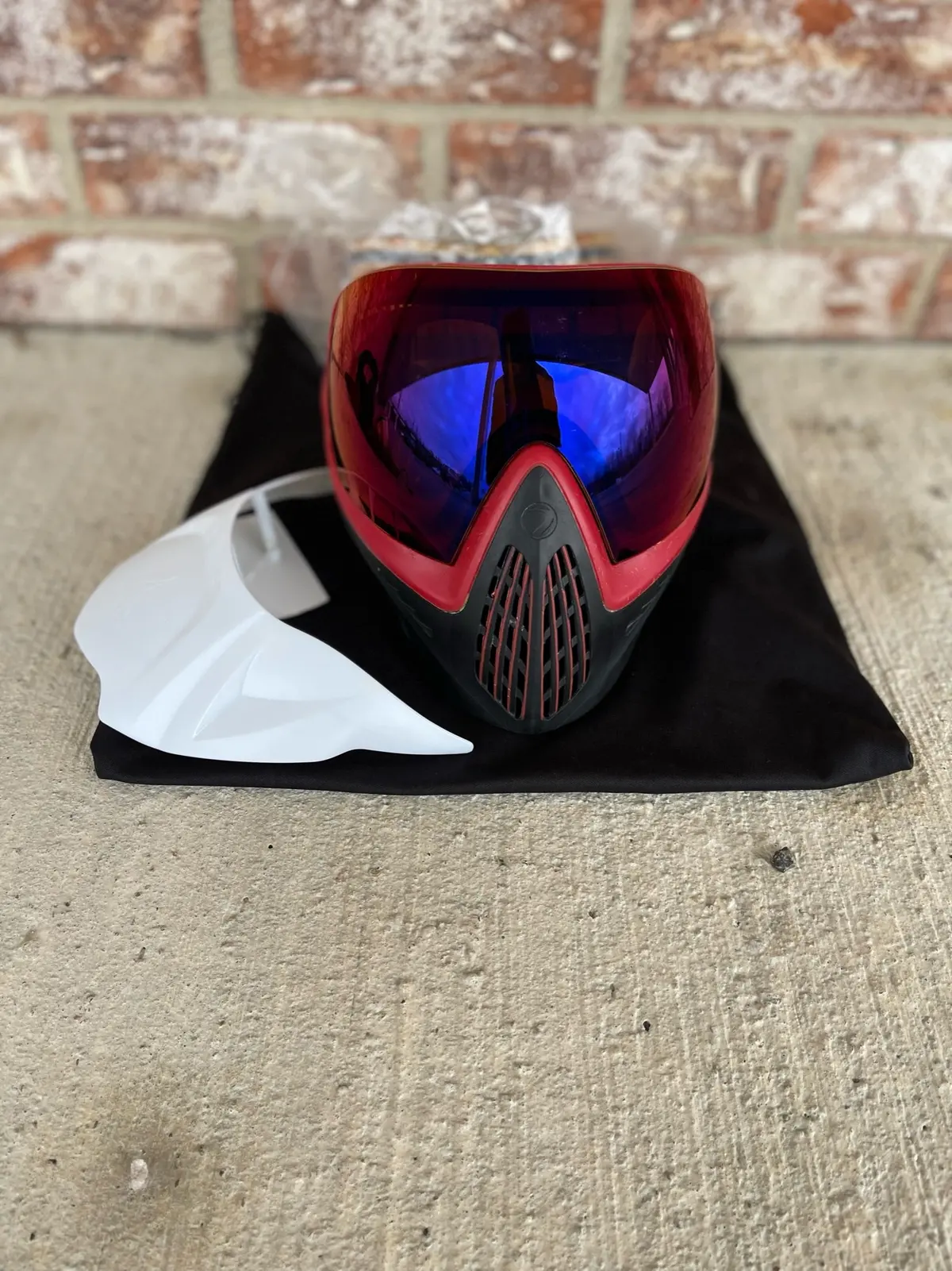 Used Dye I4 Paintball Goggle - Black/Red W/ Mirror Lens, Thermal Hd Len, & White Visor 1