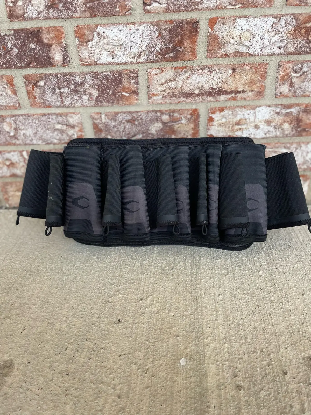 Used Carbon Sc Gen 1 Paintball Harness - 5 + 7 - Black W/ Bladder 1