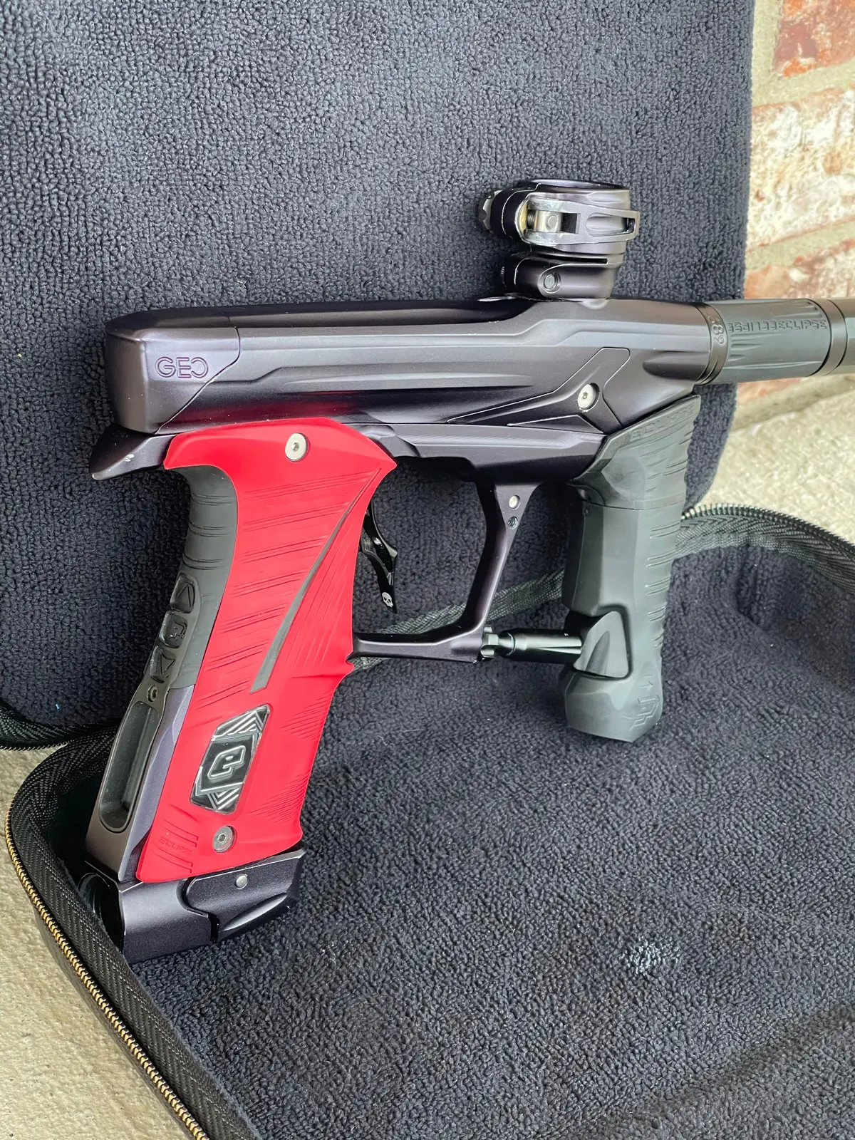 Used Planet Eclipse Geo 3.5 Paintball Gun - Black 1