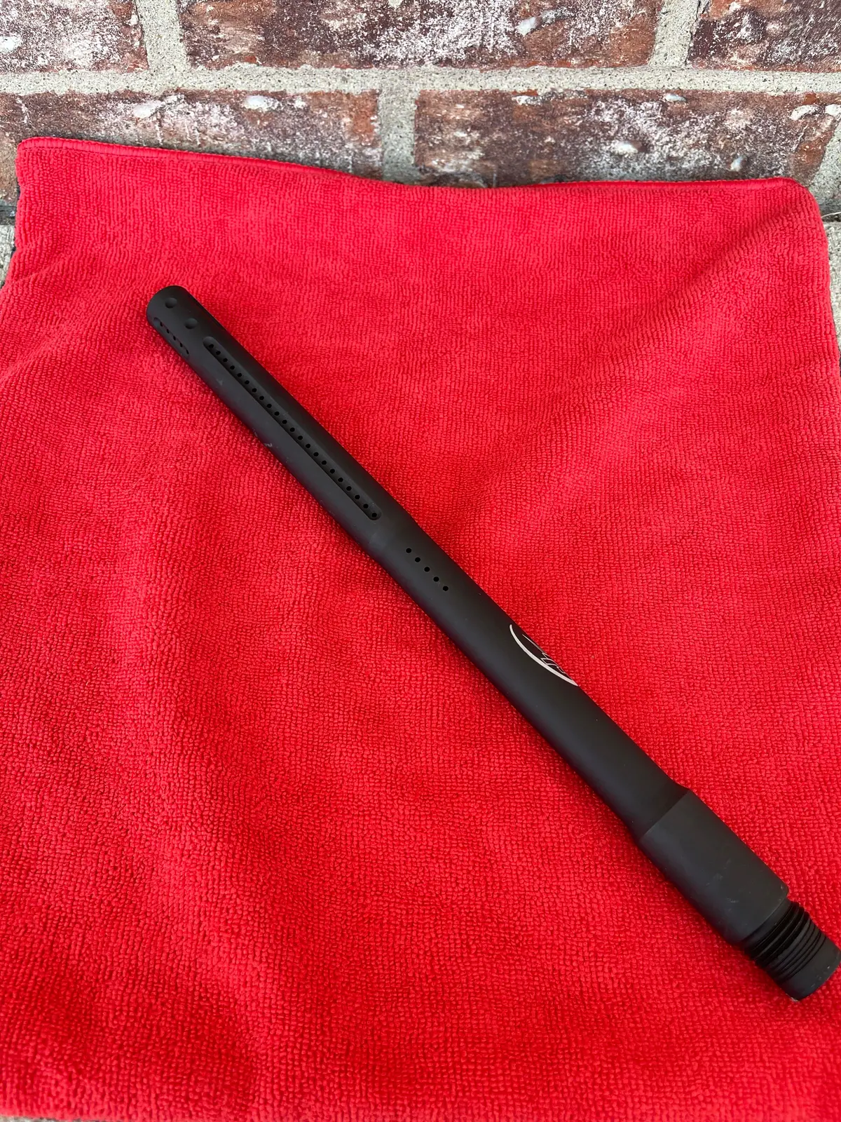 Used J&J Barrel Luxe Thread - Black 1