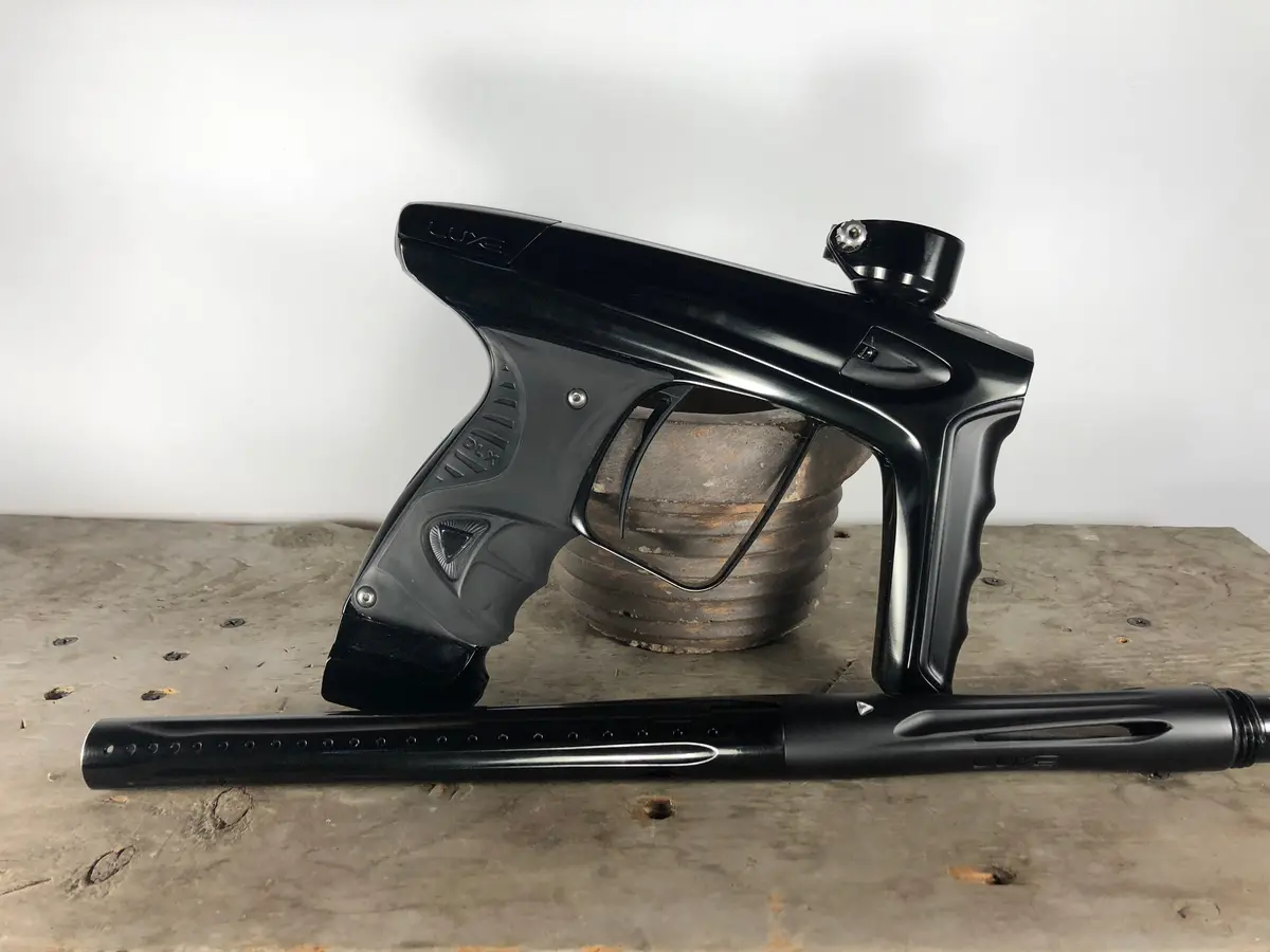 Used Dlx Luxe Ice - Black On Black 1