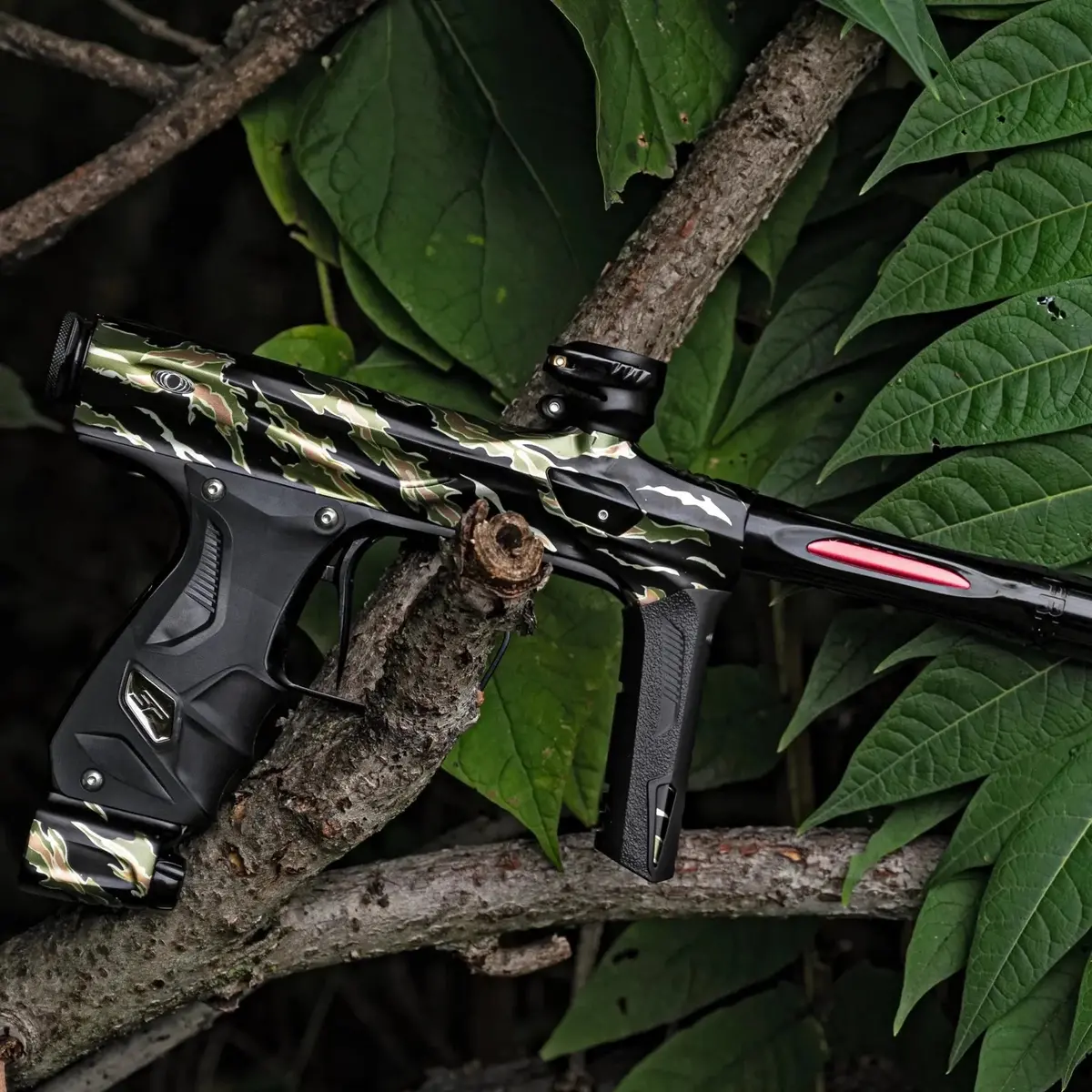 Sp Shocker Amp Paintball Gun - Graphic Wrap - Tiger Stripe Camo 1
