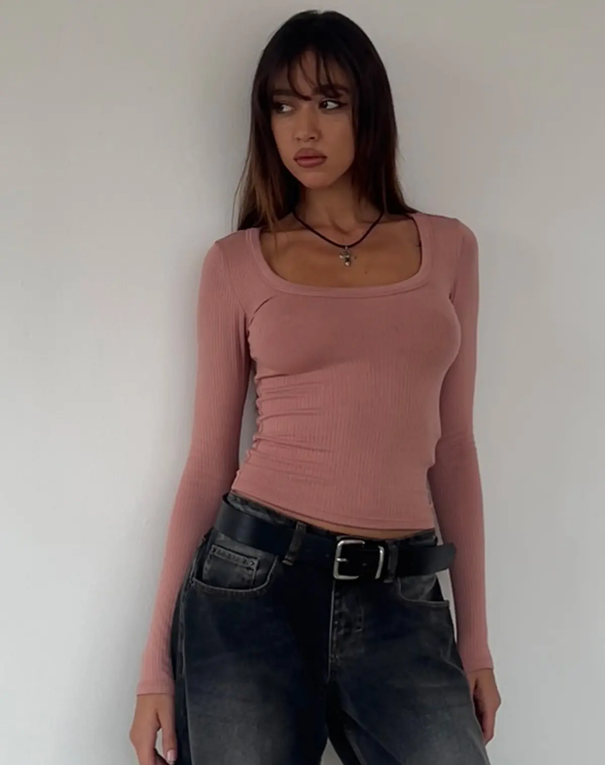 Binlo Extra Long Sleeve Top In Dusty Pink Rib 1