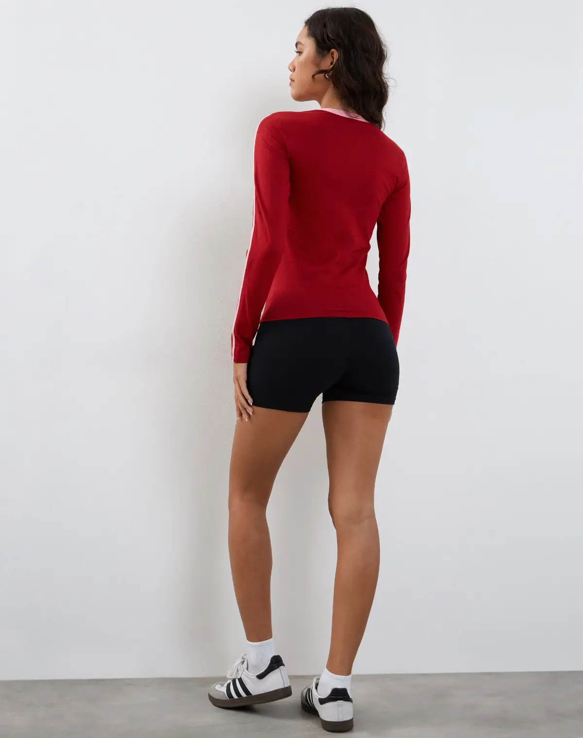 Bonija Long Sleeve Top In Red With Pink Binding 4