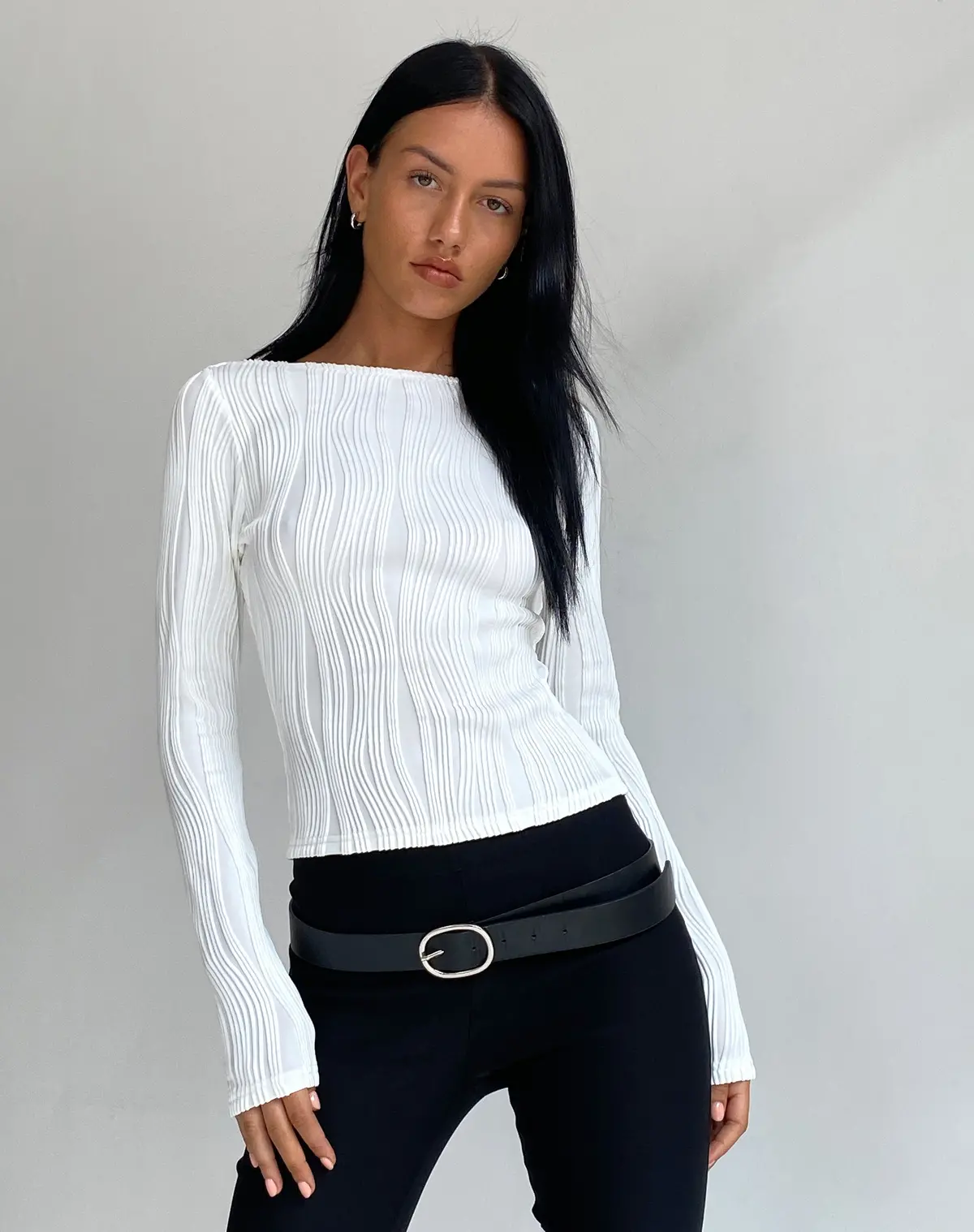 Amabon Long Sleeve Crop Top In Crinkle White 1