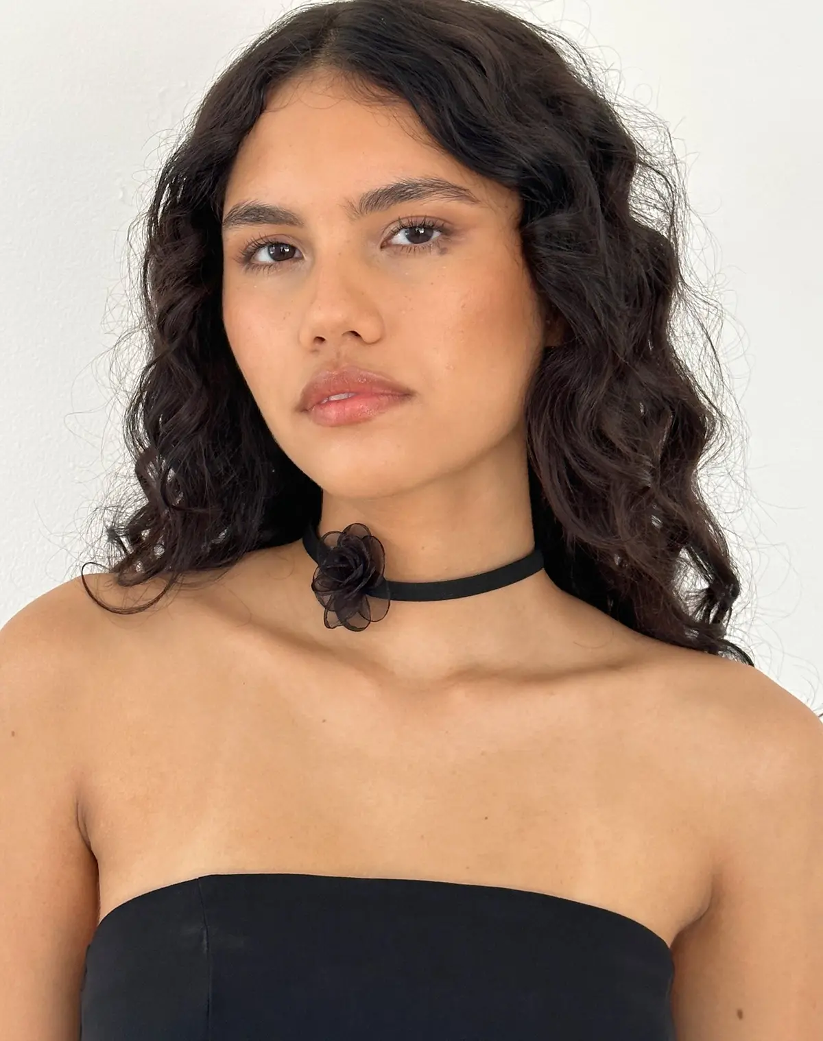 Jada Black Rose Choker Necklace By Gemini Jewels 1