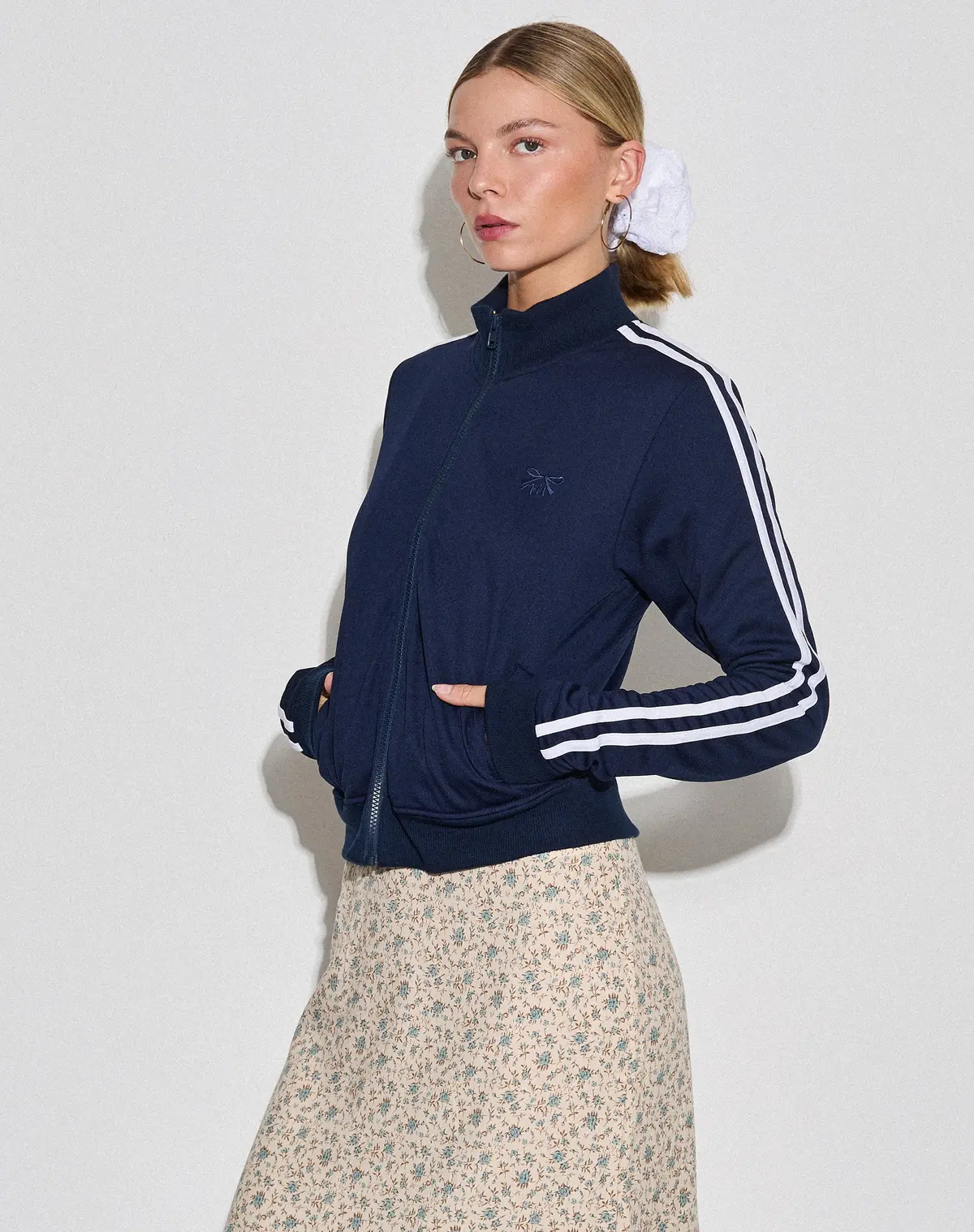 Orion Zip Up Jumper In Navy With White Stripes And M Embroidery 1