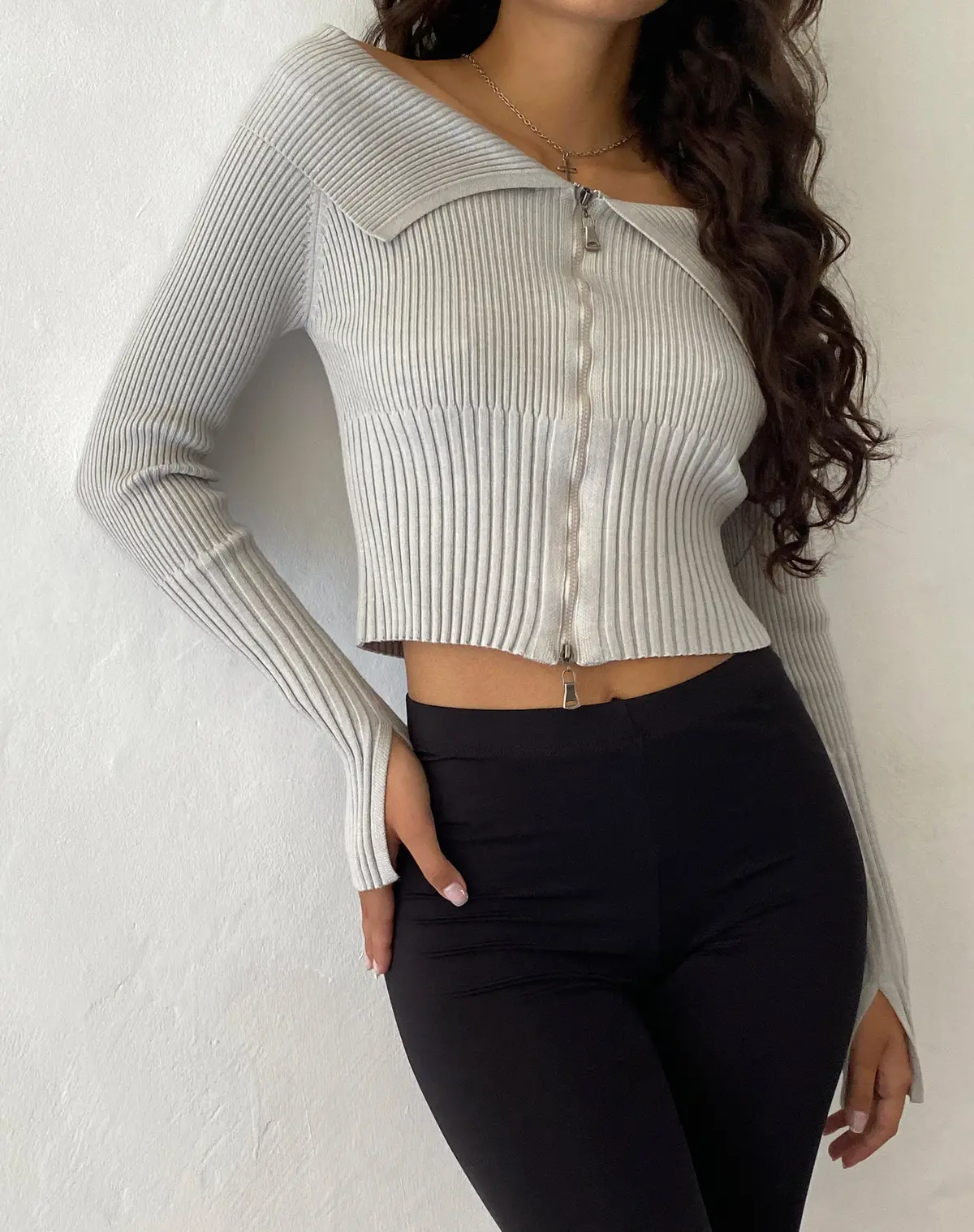 Radia Long Sleeve Off-Shoulder Zip Thru Jumper In Light Grey 1