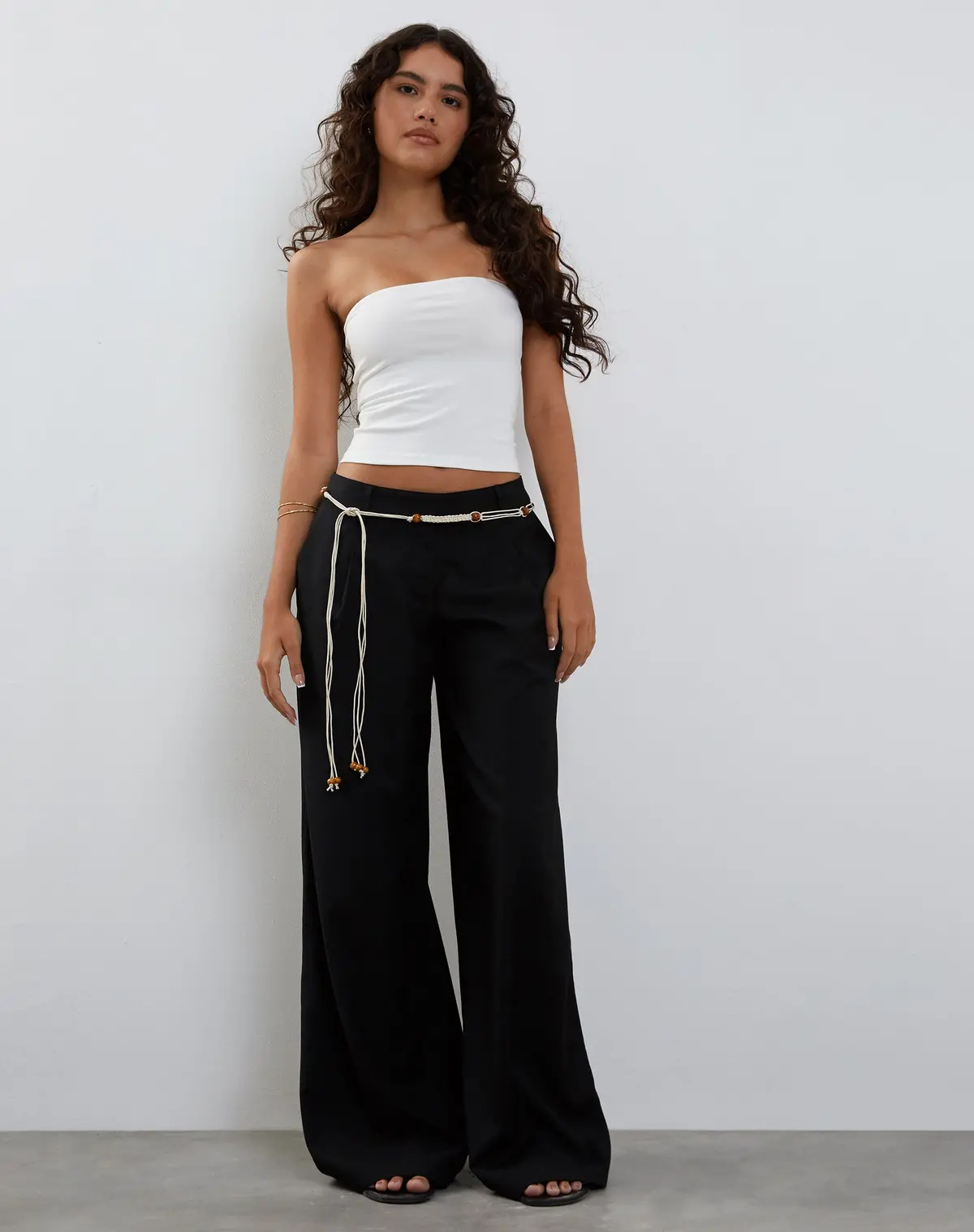 Salisu Wide Leg Trouser In Tailoring Black 1