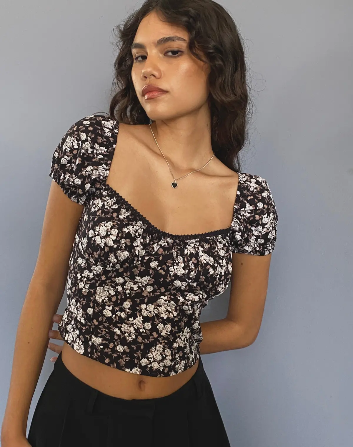 Tezu Sweetheart Top In Dark Wild Flower 1