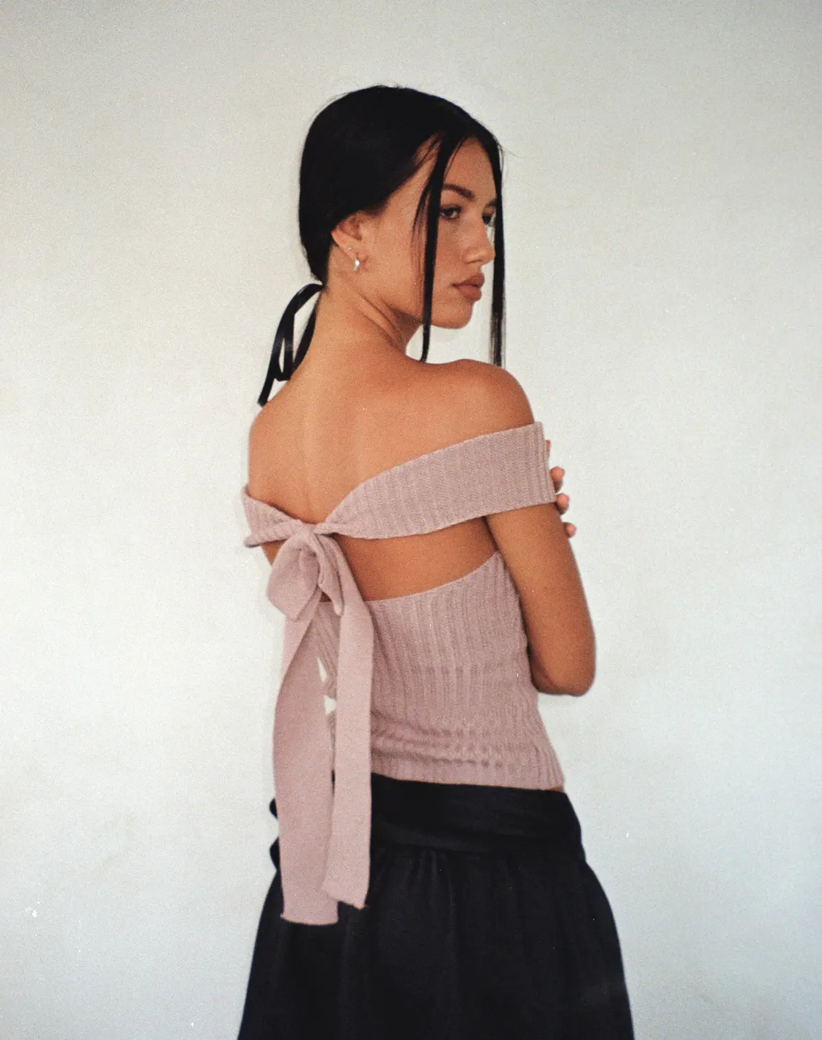 Wilda Bardot Bow Back Top In Knit Blush 1